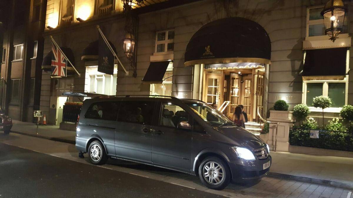 Viano Transport - The Ritz